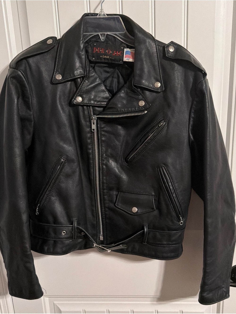 Vintage Schott NYC DUR-O-JAC Black Motorcycle Leather Jacket Size 42 (Lrg) NICE